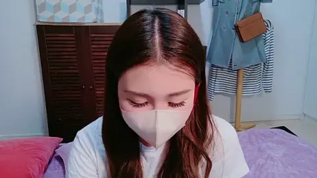 noa_chi webcam model stream image
