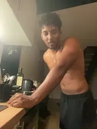 axel_black03 webcam model stream image