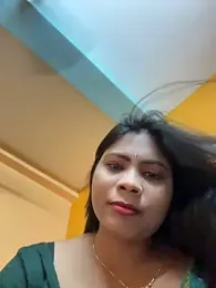 RedQQueen webcam model stream image