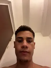 Luxury_Guy webcam model stream image