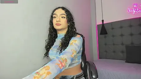 scarletcherry18 webcam model stream image
