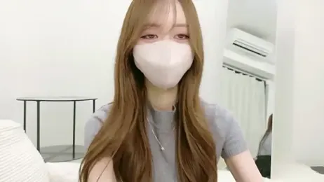 salachan_v webcam stripchat model stream image