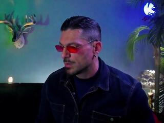 Dennis Cox webcam model stream image