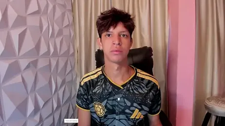 Ethan_qop webcam model stream image