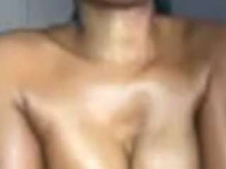 tastethepeach webcam model stream image