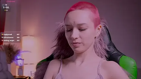 YourDarlingVivian webcam model stream image