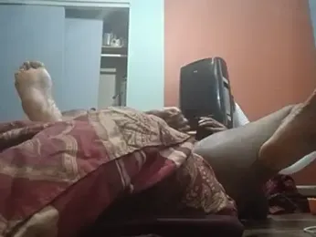 ReallyReallyReal webcam model stream image
