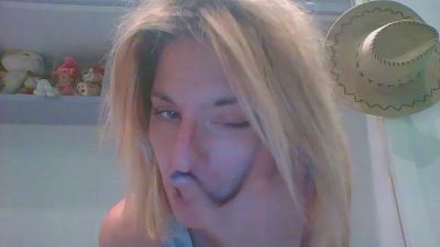 piccolaqueen webcam model stream image