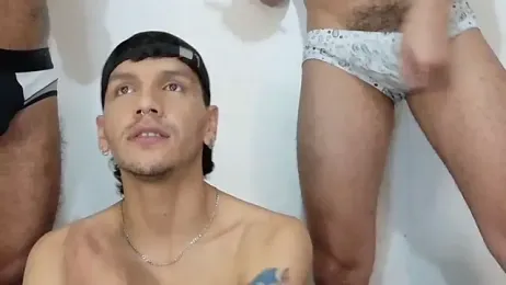 Benjamin_show webcam stripchat model stream image