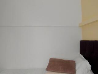 Antonella Cooper webcam flirt4free model stream image