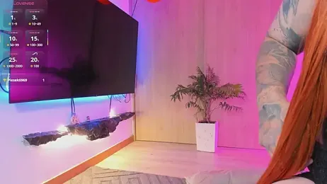 luxyshy webcam model stream image