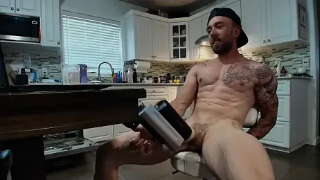 Peeked_pleasure webcam model stream image