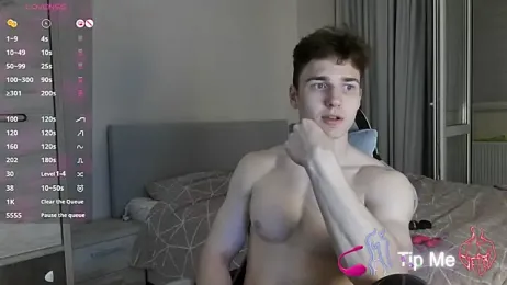 WizLoverr webcam model stream image