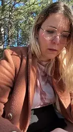 EmyLana webcam model stream image