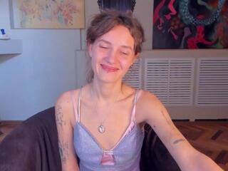 Kristy Wierls webcam model stream image