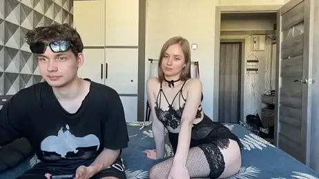 merycouple webcam stripchat model stream image