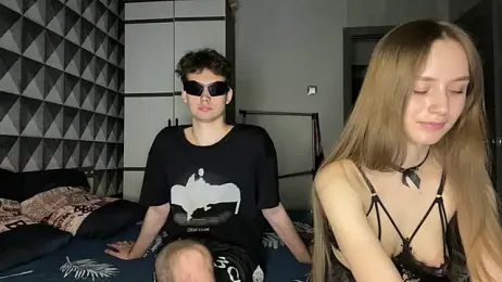 merycouple webcam model stream image