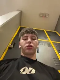 ARON_LUXX webcam model stream image