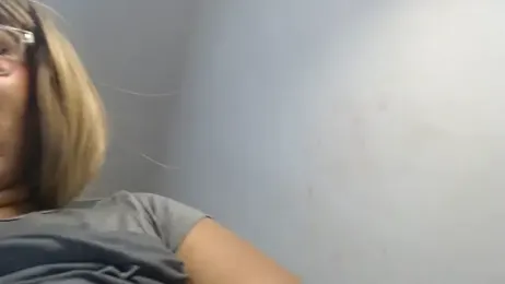 brown_halos webcam model stream image