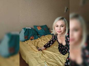 Bessandkaty55 webcam bongacams model stream image