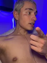 santikhalifa webcam model stream image