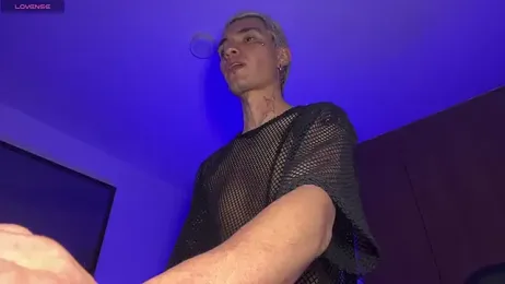 santikhalifa webcam model stream image