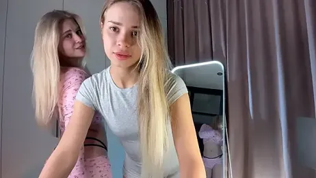 sunsally webcam model stream image