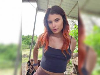 FOX69LOVE webcam model stream image