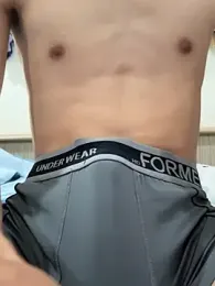 --Ying- webcam model stream image