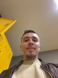 adam-rivera webcam stripchat model stream image
