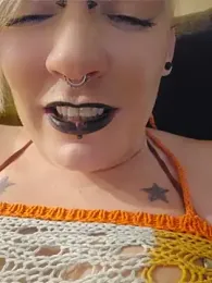 PinkTheHawk webcam model stream image