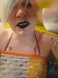 PinkTheHawk webcam model stream image