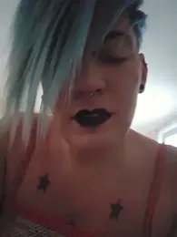 PinkTheHawk webcam model stream image