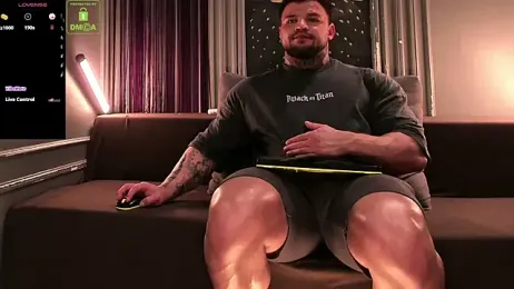 OliverSport webcam model stream image