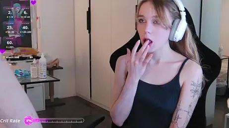 Luvtosin663 webcam model stream image