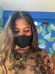 V-Hot-Sweti webcam stripchat model stream image