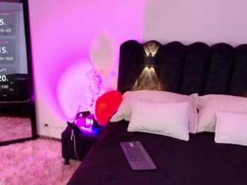 afroditas_11 webcam model stream image