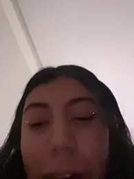 LiLy_kIndly webcam model stream image