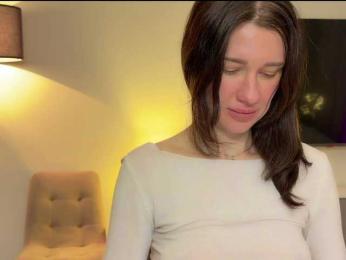 Kiralove- webcam bongacams model stream image