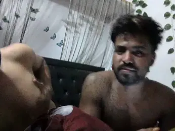 Hunkytop webcam model stream image