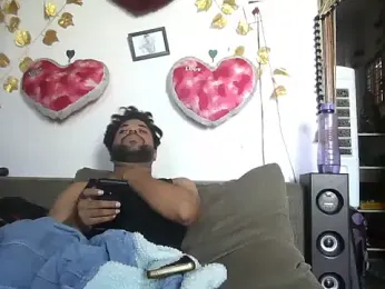 Hunkytop webcam model stream image