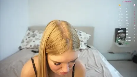 EllenReeves webcam stripchat model stream image