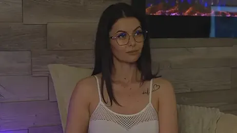 SeductiveMom webcam model stream image