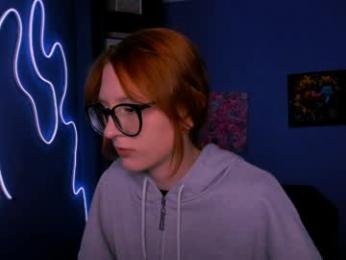 aria_glow webcam model stream image