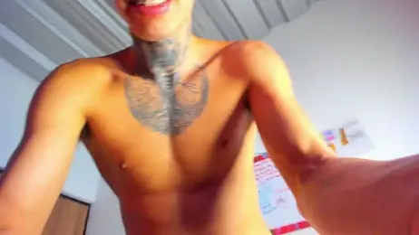 Darwinstark_ webcam model stream image
