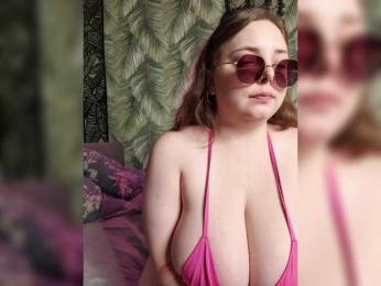 Red-rooms webcam bongacams model stream image