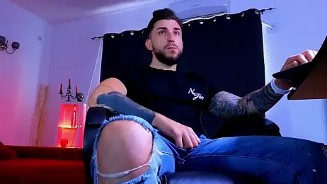 MightyAaron66 webcam model stream image