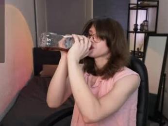 zoeylovesluna webcam model stream image