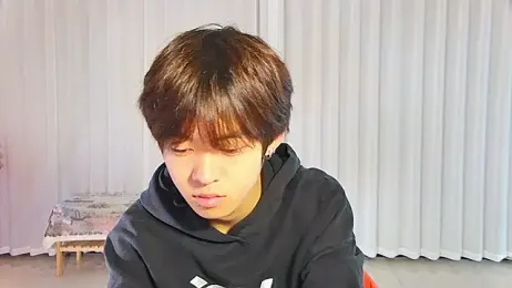 buding-001 webcam model stream image