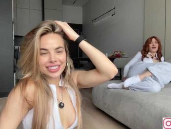 diffgirls1-1 webcam bongacams model stream image